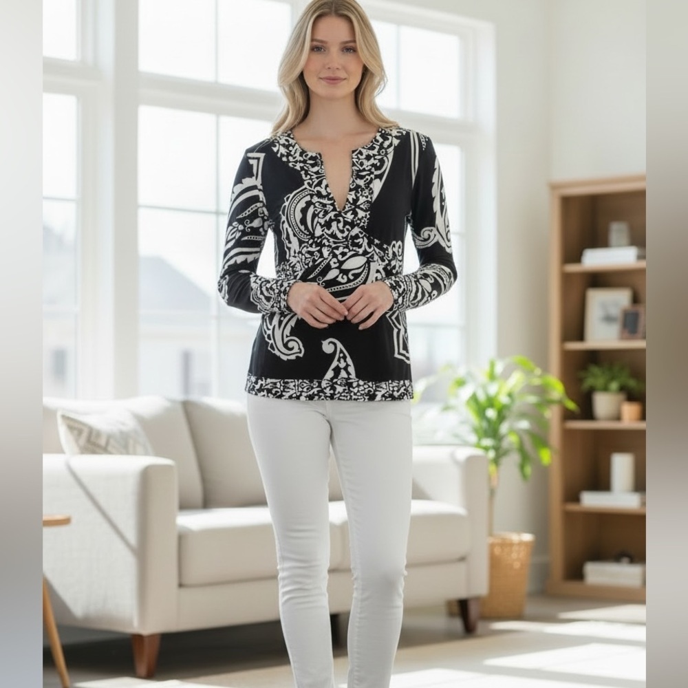 White House Black Market ladies paisley print long sleeve blouse MSRP $128